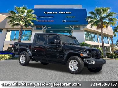 Used 2023 Jeep Gladiator Sport