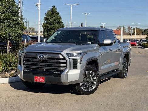 Used 2024 Toyota Tundra Limited image 2