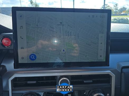 Used 2025 Toyota Tacoma TRD Sport image 10