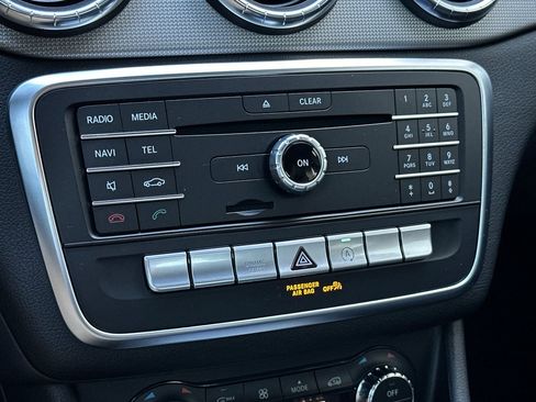 Used 2018 Mercedes-Benz CLA 250 image 19