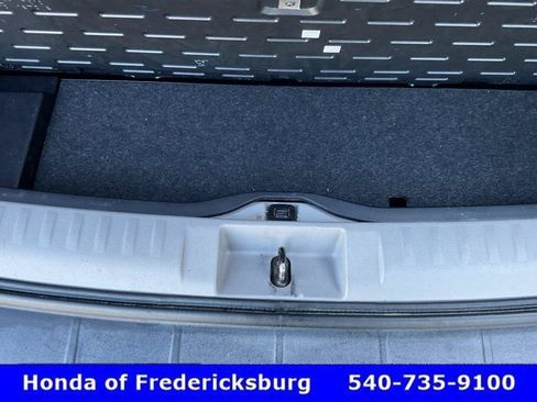 Used 2013 Toyota Highlander Limited FWD image 21