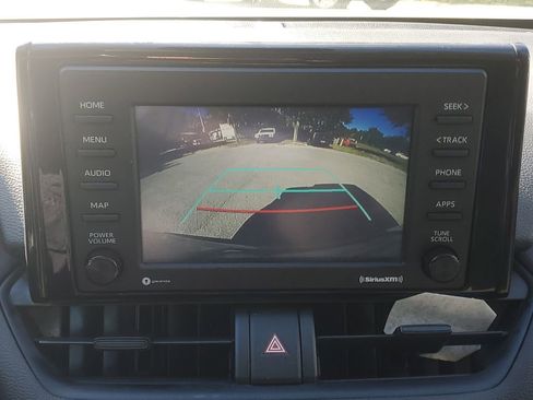 Used 2021 Toyota RAV4 XLE image 32