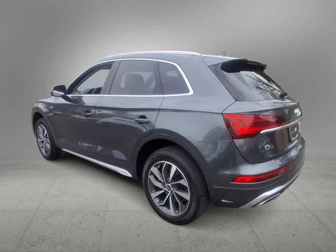 Used 2023 Audi Q5 2.0T Premium Plus w/ Premium Plus Package AWD/4WD image 6