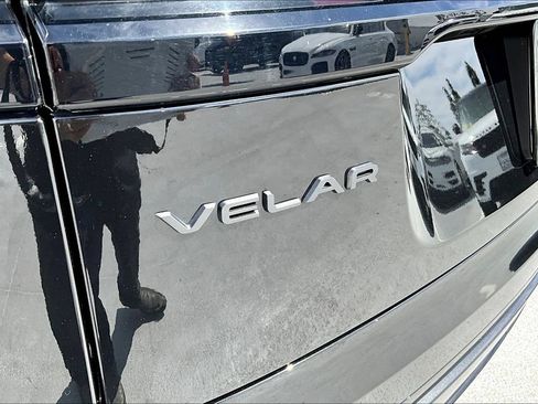 Certified 2026 Land Rover Range Rover Velar Dynamic SE AWD/4WD image 22