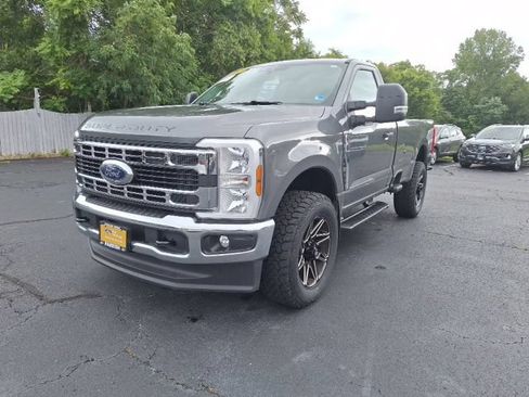 Certified 2025 Ford F350 XLT AWD/4WD image 7