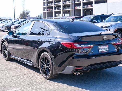 Certified 2025 Toyota Camry SE AWD/4WD image 6
