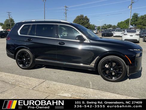 Used 2023 BMW X7 xDrive40i w/ Premium Package AWD/4WD image 29
