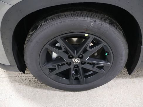 New 2026 Toyota Grand Highlander AWD image 8
