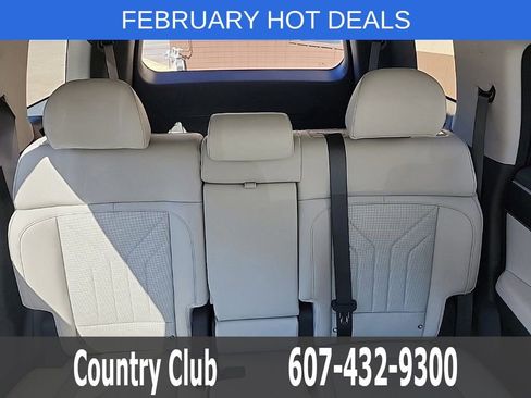 Used 2025 Hyundai Santa Fe SEL image 21