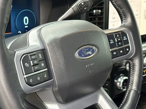 Used 2024 Ford F350 Lariat w/ Lariat Ultimate Package AWD/4WD image 29