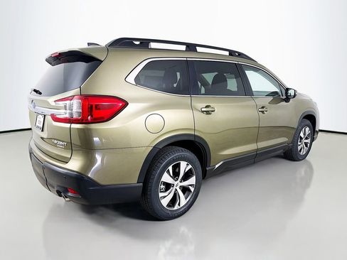 Used 2023 Subaru Ascent Premium w/ Convenience Package image 8