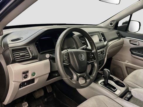 Used 2019 Honda Pilot LX image 18