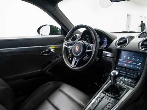 Used 2017 Porsche 718 Cayman S image 10