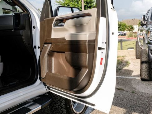 Used 2023 GMC Sierra 1500 SLT RWD image 47