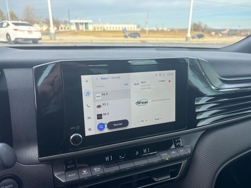 Certified 2025 Toyota Camry SE image 23