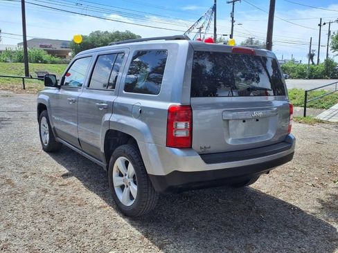 Used 2016 Jeep Patriot Latitude image 5