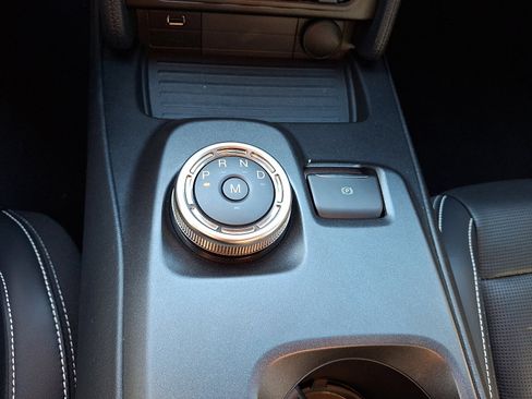 Used 2022 Ford Mustang Shelby GT500 w/ Technology Package image 12