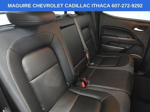 Used 2022 GMC Canyon AT4 w/ Trailering Package AWD/4WD image 16