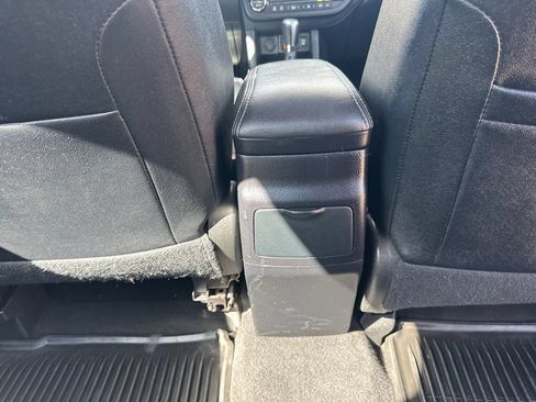 Used 2015 Toyota Corolla S Premium FWD image 27
