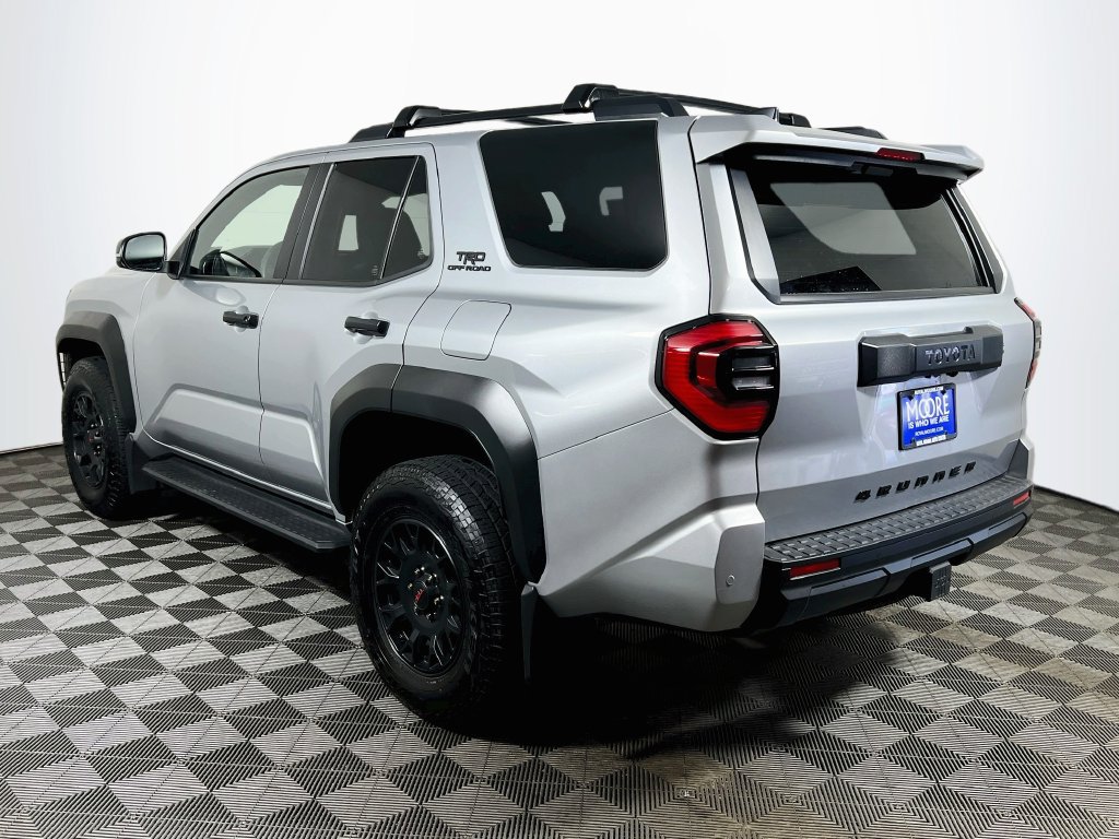 Certified 2025 Toyota 4Runner TRD Off-Road AWD/4WD image 5