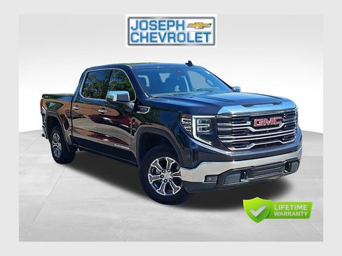 Used 2025 GMC Sierra 1500 SLT AWD/4WD image 1