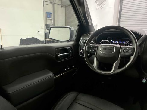 Used 2021 GMC Sierra 1500 Denali w/ Technology Package AWD/4WD image 15