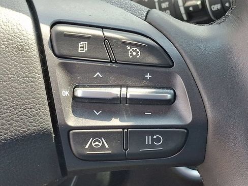 Used 2023 Hyundai Kona SEL w/ Convenience Package AWD/4WD image 24