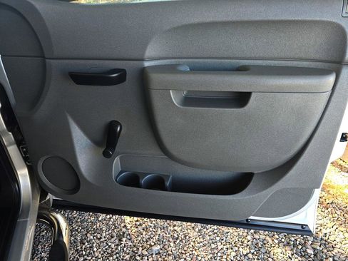 Used 2010 Chevrolet Silverado 1500 W/T w/ LS Package image 23