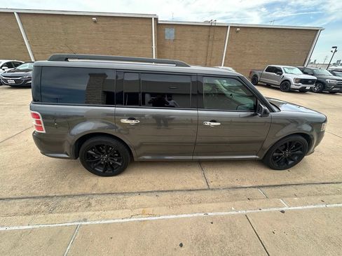 Used 2016 Ford Flex Limited w/ Equipment Group 301A FWD image 19