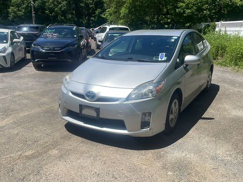Used 2010 Toyota Prius Five FWD image 1