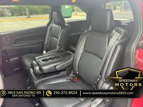 Used 2025 Honda Odyssey Sport-L image 11