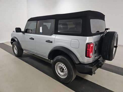 Used 2023 Ford Bronco 4-Door AWD/4WD image 8