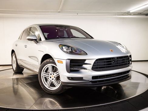 Used 2020 Porsche Macan S AWD/4WD image 9