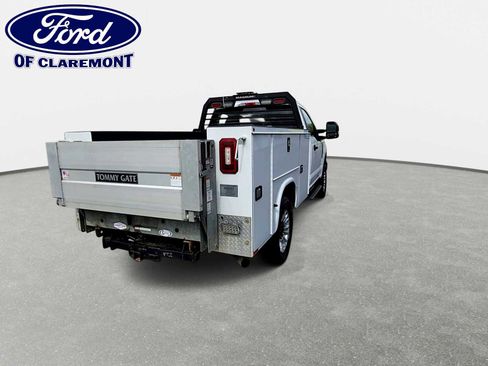 Used 2022 Ford F350 XL w/ STX Appearance Package AWD/4WD image 7