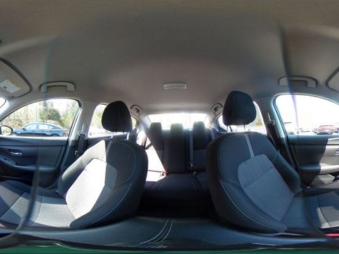 Used 2025 Nissan Sentra SV FWD image 40
