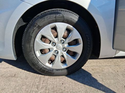 Used 2017 Hyundai Accent SE image 26