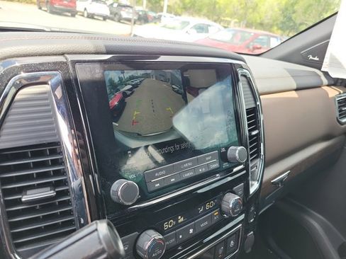 Used 2023 Nissan Titan Platinum Reserve w/ Moonroof Package AWD/4WD image 27