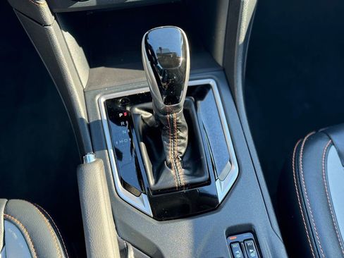 Used 2019 Subaru Crosstrek 2.0i Limited w/ Moonroof Package w/Navigation image 17