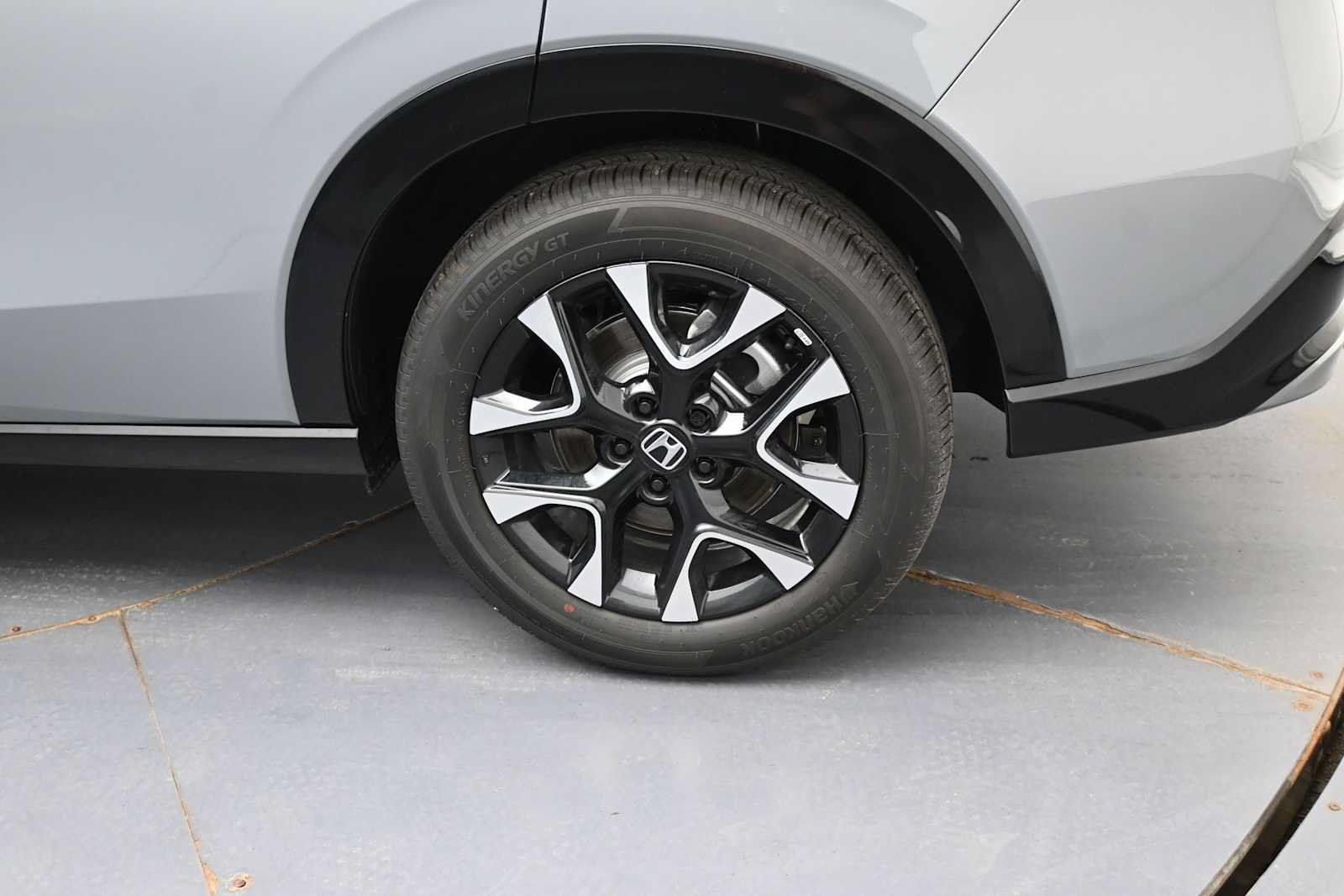 Used 2026 Honda HR-V EX-L image 5