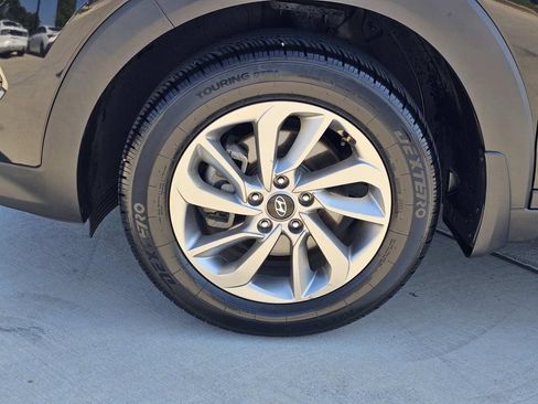 Used 2018 Hyundai Tucson SE AWD/4WD image 7