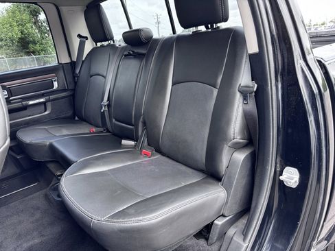 Used 2015 RAM 1500 Laramie w/ Convenience Group image 33