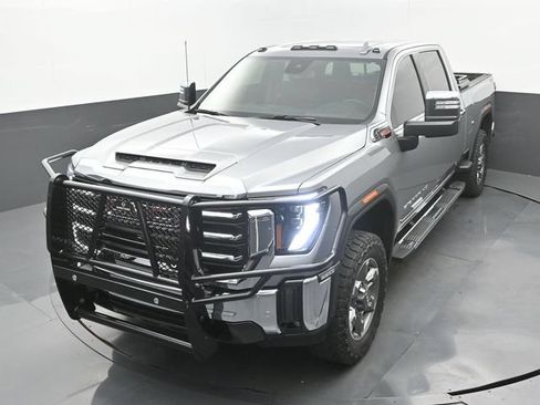 Used 2025 GMC Sierra 2500 SLT w/ SLT Premium Package AWD/4WD image 16