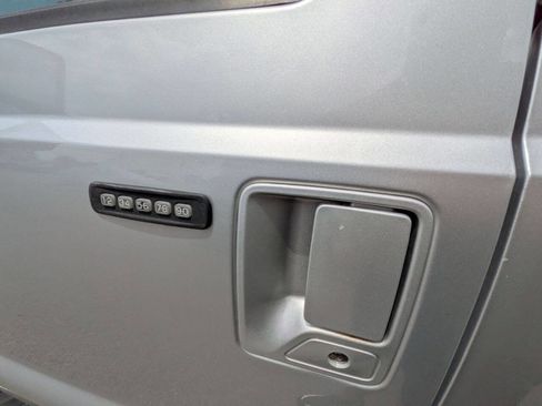 Used 2016 Ford F250 Lariat RWD image 11