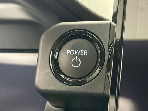 Certified 2024 Toyota Tacoma Limited AWD/4WD image 21