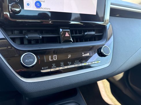 Certified 2023 Toyota Corolla LE image 24