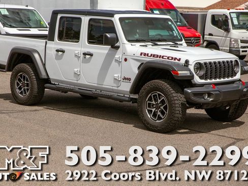 Used 2025 Jeep Gladiator Rubicon AWD/4WD image 1