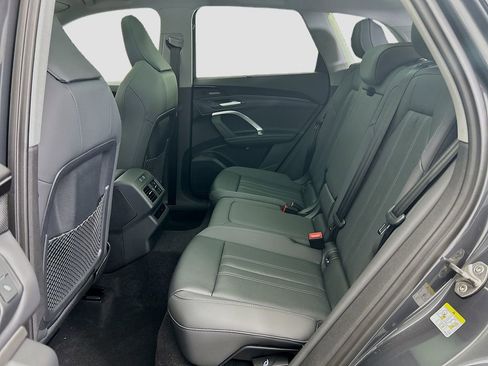 Used 2025 Audi Q5 Premium Plus AWD/4WD image 22