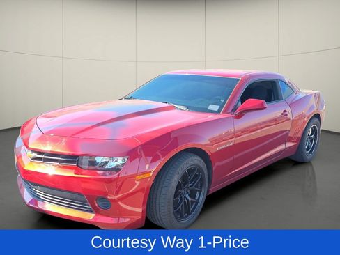 Used 2014 Chevrolet Camaro LS RWD image 4