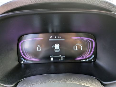 Certified 2025 Kia Soul LX FWD image 33