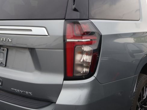 Used 2024 Chevrolet Suburban Premier AWD/4WD image 12